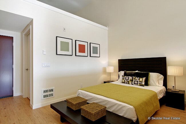Bedroom to Loft