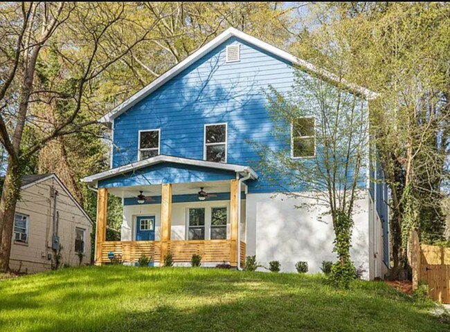 Photo - Spacious 5BR/3.5 BA Renovated Home Near Beltline with Off-Street Parking
