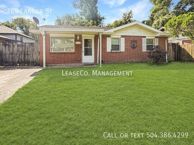 Building Photo - 769 Lander St