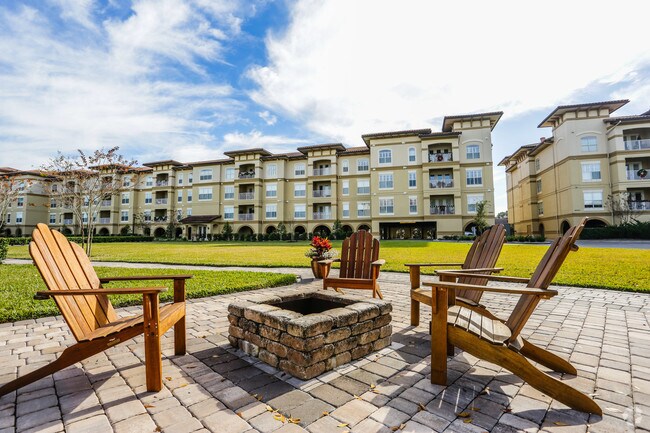 Foto principal - Valencia Luxury Condominiums