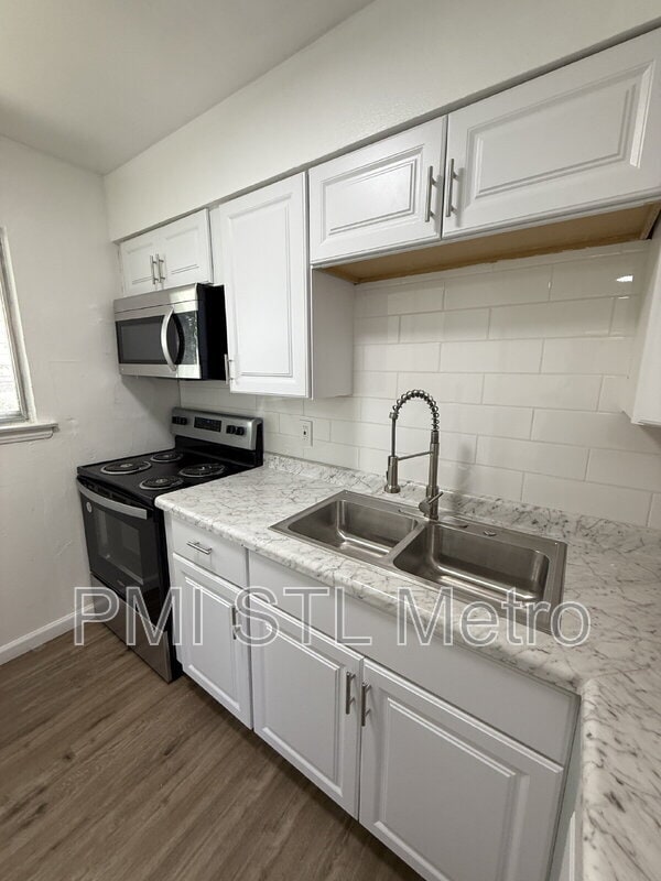 Photo - 10102 Winkler Dr House