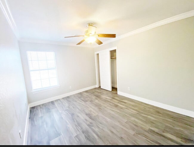 Photo - 1700 Shiprock Dr