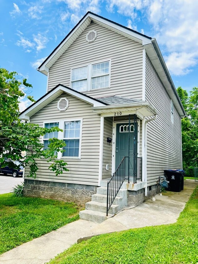 Three Bedroom/Two Full Bath House in West ... - Three Bedroom/Two Full Bath House in West ...