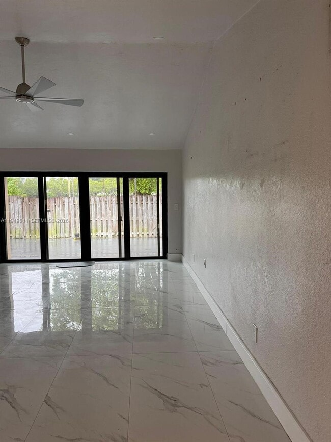 Photo - 11220 SW 125th Pl