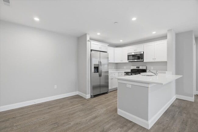 Photo - 204 Central St Unit G