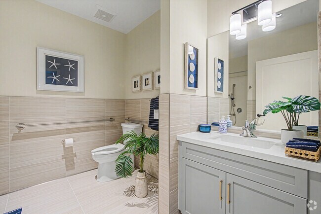 1BR, 1BA - 770SF - Bathroom