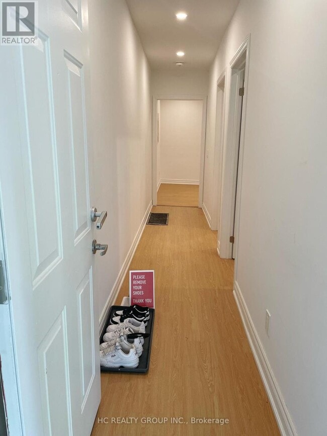 Photo - 48 Torrens Ave