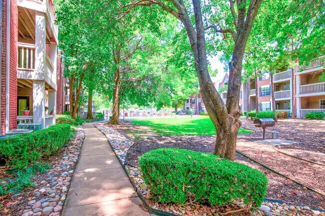 Greenbriar Apartments