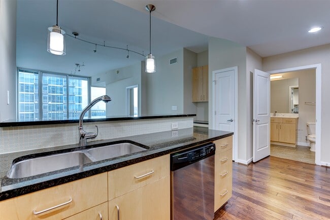 Photo - 5925 Almeda Rd Unit 2214