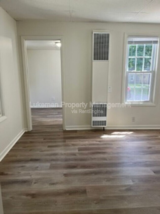 Photo - 412 E Prairie St Unit 3