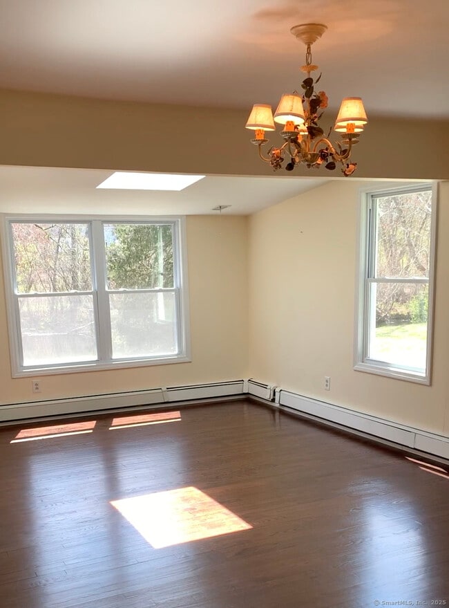 Photo - 14 Northfield Dr