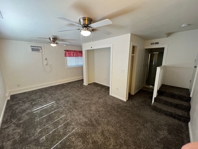 Photo - 4bd 3 bath Unidad 494 East Ave