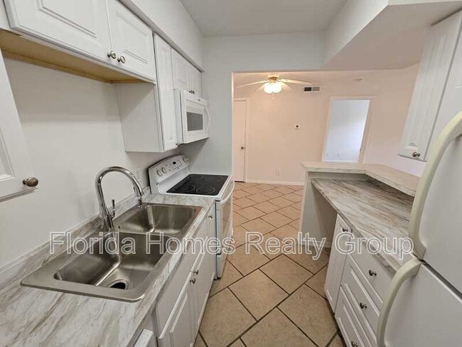 Photo - 2855 Winkler Ave Unit Apt 113