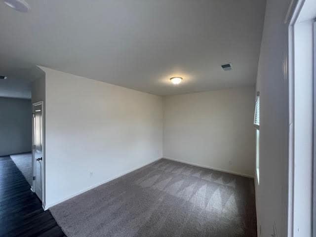 133 Verona Dr NW