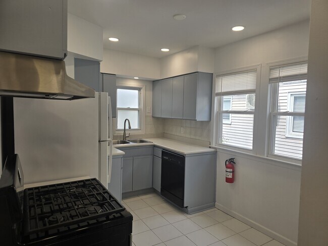 Photo - 198 Teaneck Rd Unidad 1st Floor