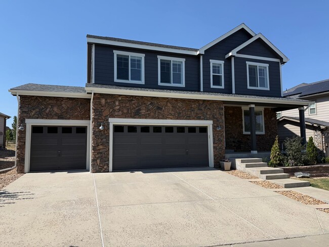 Building Photo - Greenbelt-Backed Wheatlands Home - Mountain Views, 3 Car Garage & Finished Basement