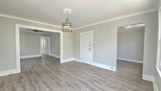 8 Boyden Pkwy S Unit 1
