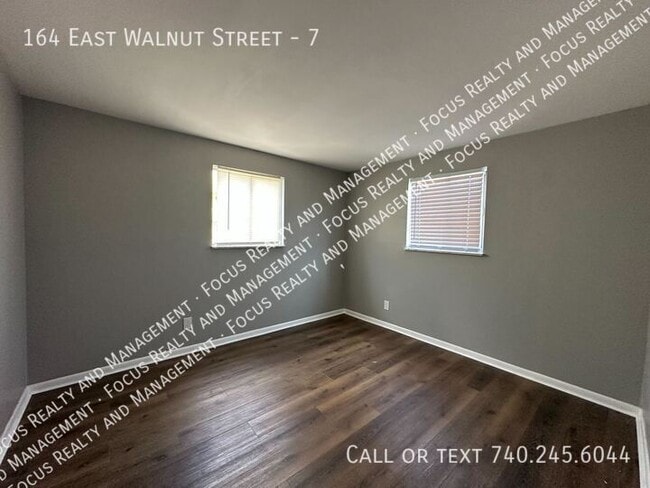 Photo - 164 E Walnut St Unit 7