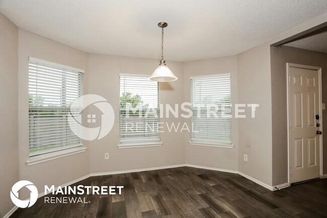 Photo - 517 Bretts Way