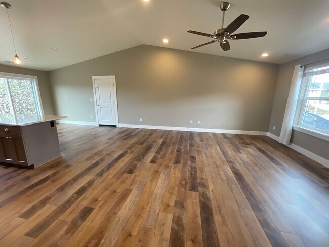 Photo - Newer 3 bedroom 2 bath house in Winston