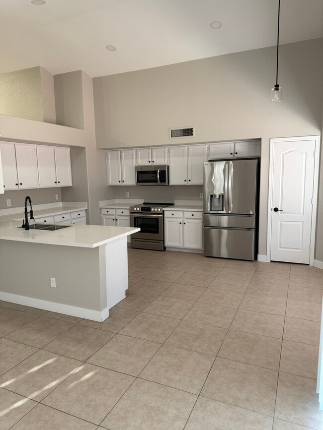 Photo - 9842 W Burnett Rd