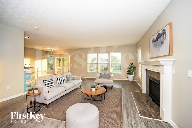 Photo - 7831 Healy Dr