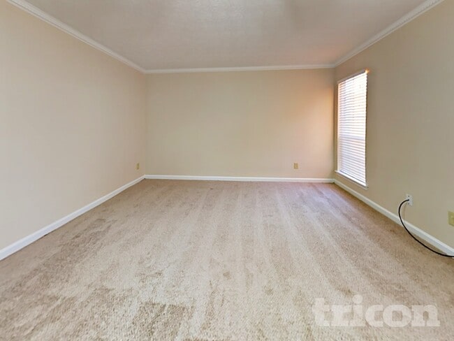 Photo - 3590 Cameron Hills Pl