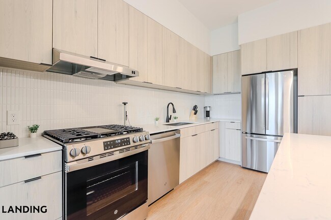 Photo - 2623 Keene St Unidad 423