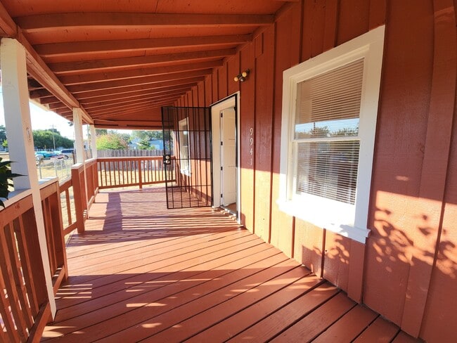Building Photo - 9411 Windmill St Rental