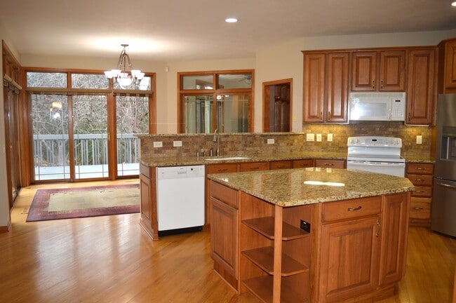 Photo - 7541 Red Fox Trl