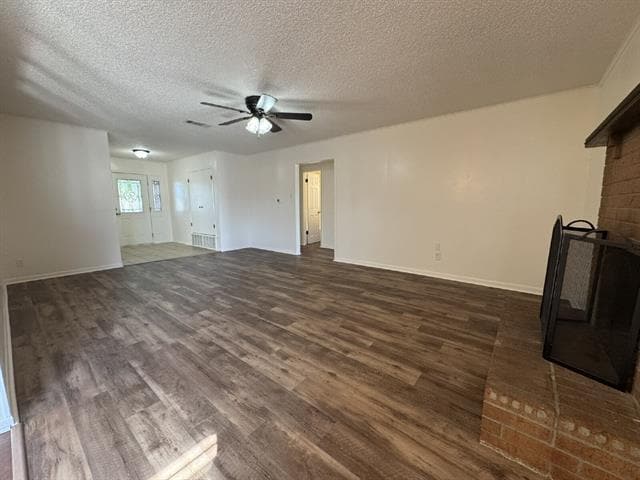 Photo - 208 Prairie Wind Blvd
