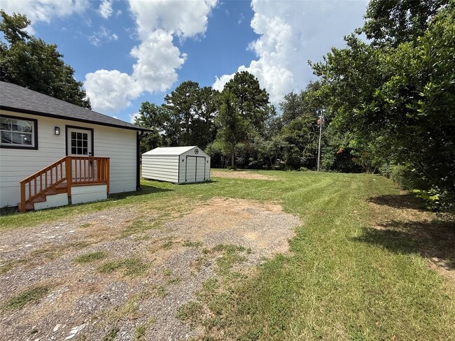 Photo - 24010 Perkins Rd