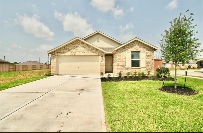 Photo - 702 Pleasant Pt Dr Casa