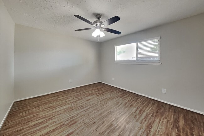 Photo - 14230 Laffite Dr