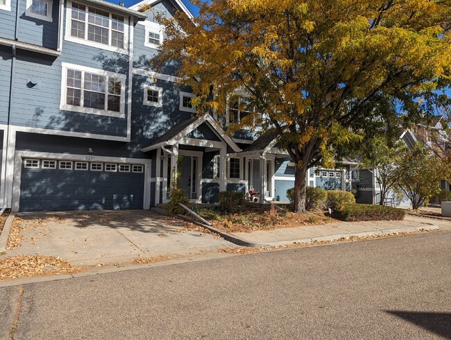 Wonderful townhome in SW Longmont! - Wonderful townhome in SW Longmont!