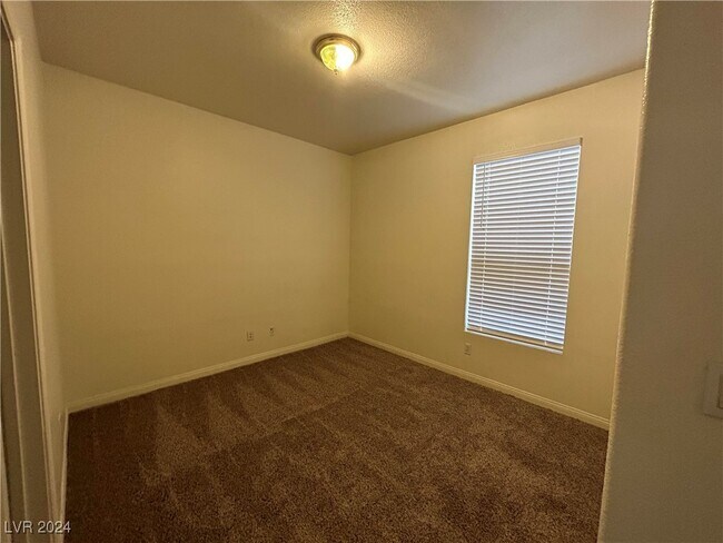 Photo - 1429 Clipperton Ave