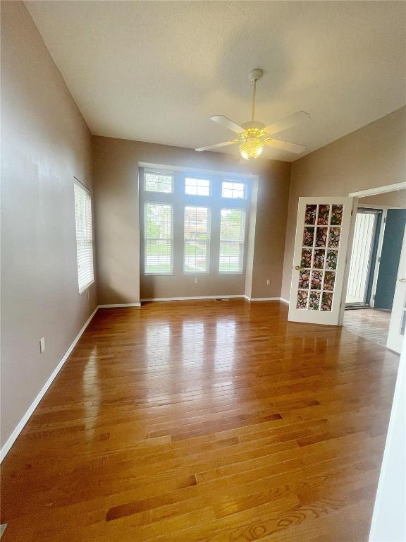 Photo - 1146 Illini Dr