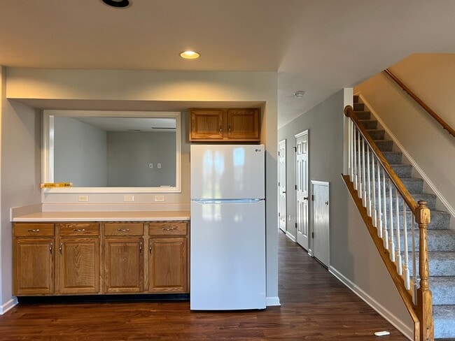 Photo - YEAR-ROUND UNFURNISHED RENTAL