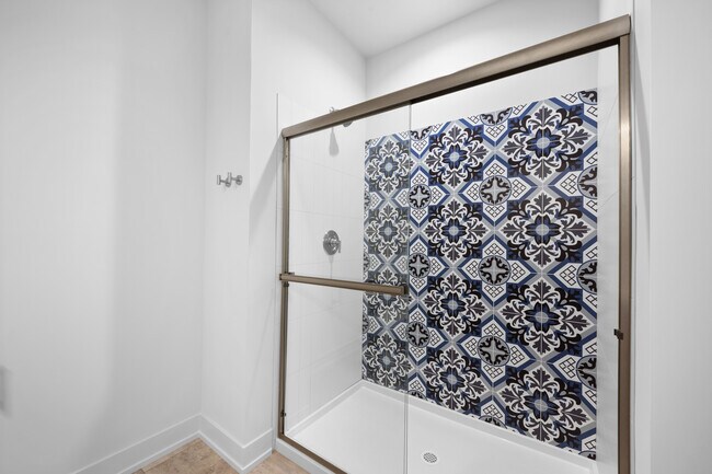 Photo - 27 W Park Blvd Unit 206