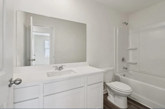 Photo - 300 Hynes Dr