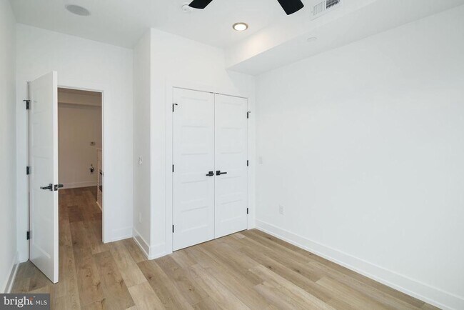 Photo - 2000 N Front St Unidad 6