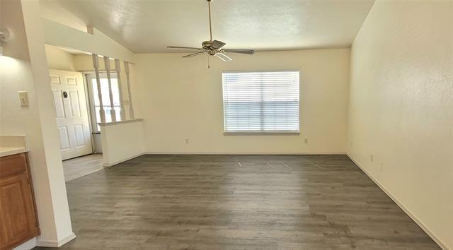 Photo - 1057 Whitewater Trail