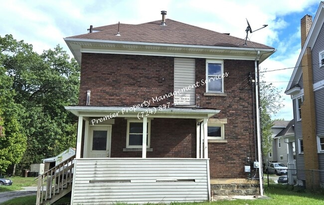 Photo - 180 Cedar Ave