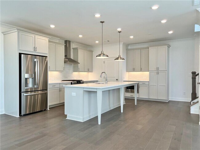 Photo - 1562 Wellborn Walk