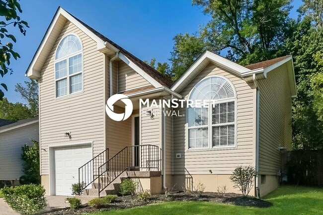 Photo - 4 Bedroom Pet-Friendly Home in LOUISVILLE, KY with Main Street Renewal