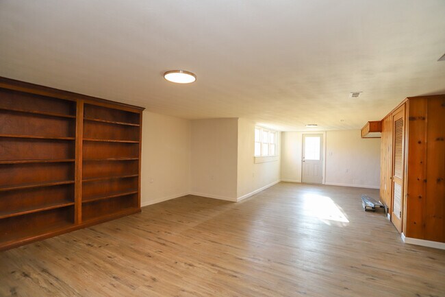 Photo - 611 Logan Ave