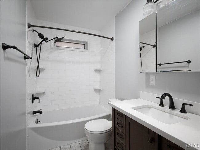 Photo - 20201 Overlook Dr