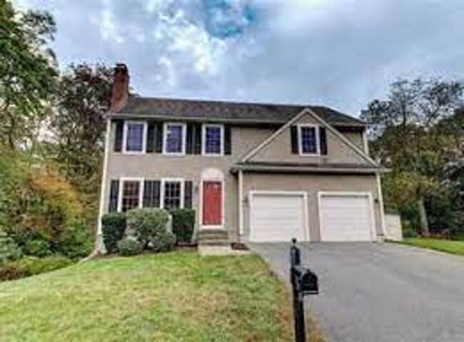 Building Photo - ****Cumberland Single Family – $2,795**** Rental