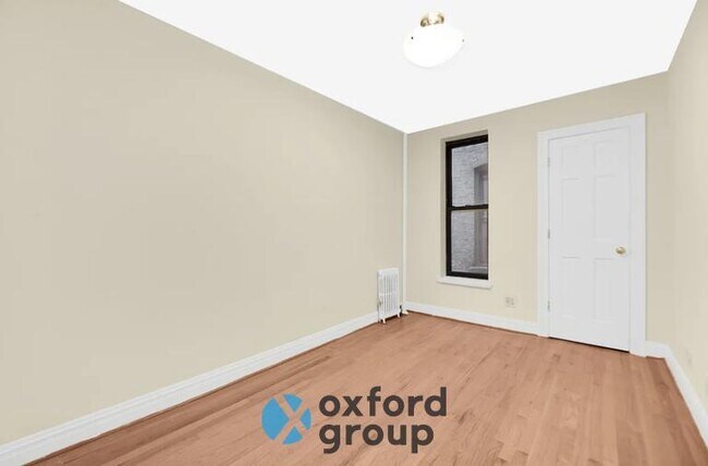 Photo - East 69th Street