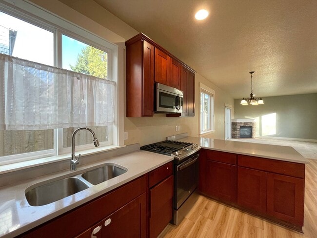 Photo - Fantastic South Tabor Home with Attached Garage, Washer/Dryer, A/C